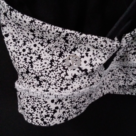 Lululemon Energy Bra Ditsy Daisy Print Medium Support Black White Size 6 - Picture 4 of 5